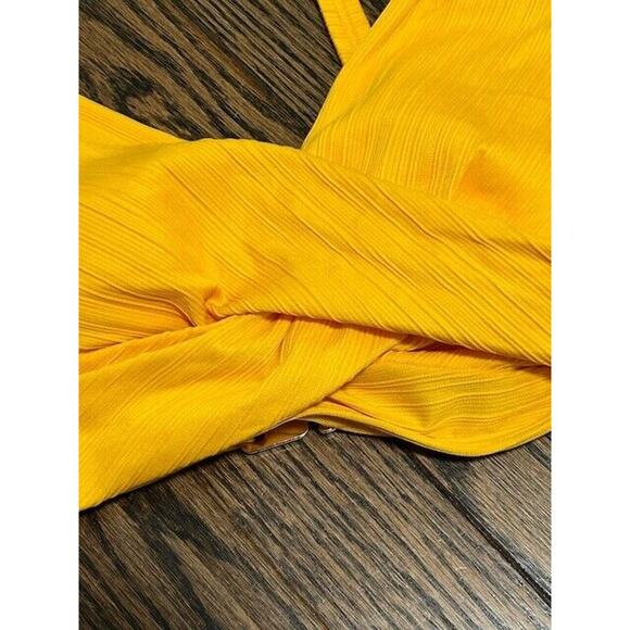 Sea Level Casablanca Cross Front Bikini Top Wire Free Ribbed Yellow Size 4 NWT - Picture 2 of 9